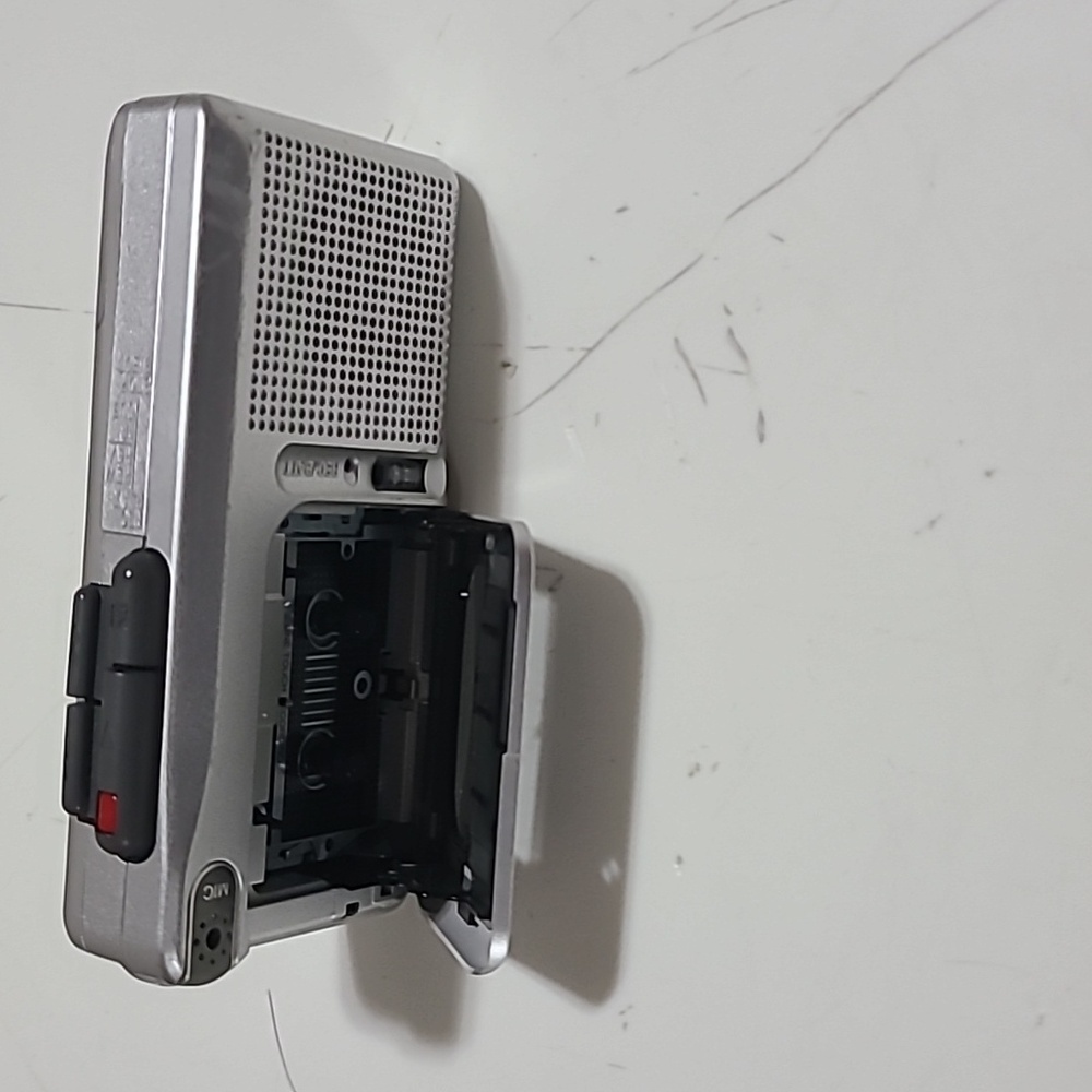 Panasonic Silver Microcassette Recorder Compact and Reliable - Picture 2 of 7